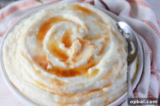 Amish Country Mashed Potatoes 3 Traditional, creamy Amish-Style Mashed Potatoes will be your favorite mashed potatoes ever and best Thanksgiving dinner side dish! The browned butter makes all the difference and these are so full of flavor!